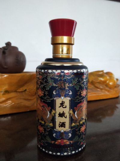 龍蛾酒